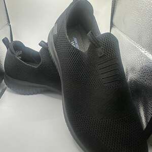 Skechers Women's Ultra Flex - First Take, Black, 7 Fashion Sneakers